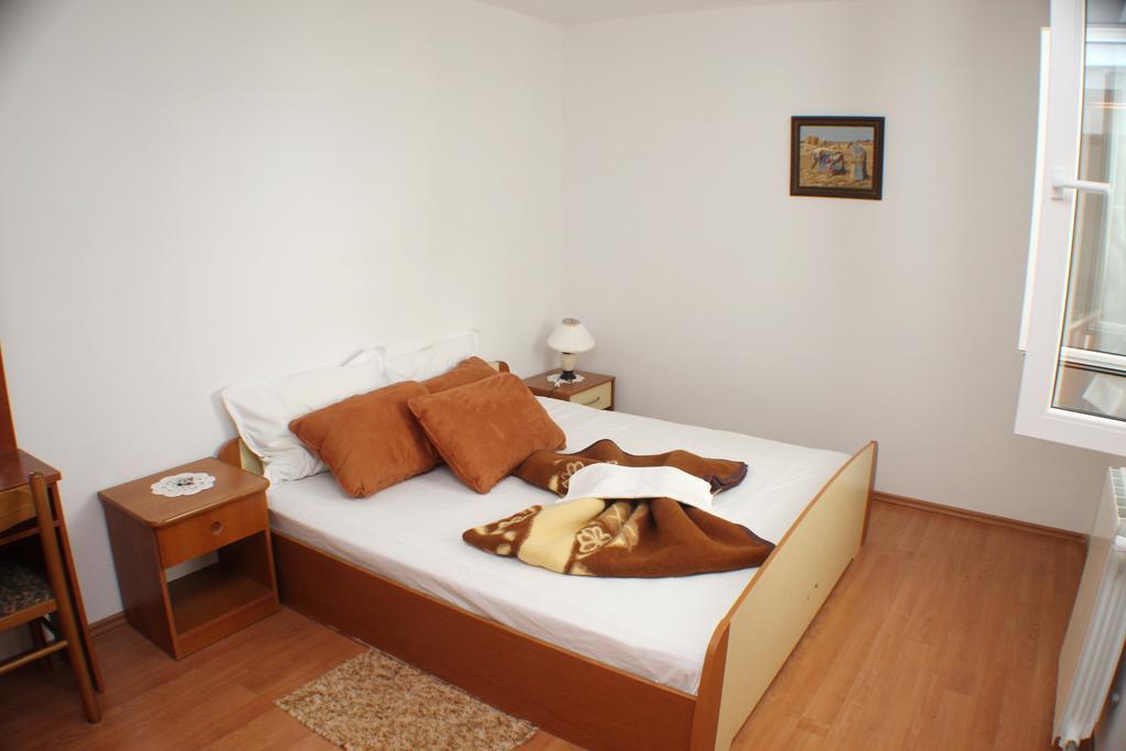 Apartments Mimoza Brist Cameră foto